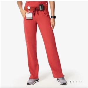 Figs kade scrub bottoms. Limited edition Clay color